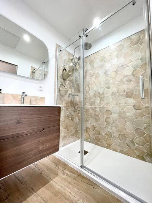 Ravissant Appartement Au Coeur D'Aix เอ็ก-ซอง-โพรวองซ์ ภายนอก รูปภาพ